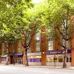 Hotel Premier Tower Bridge, London